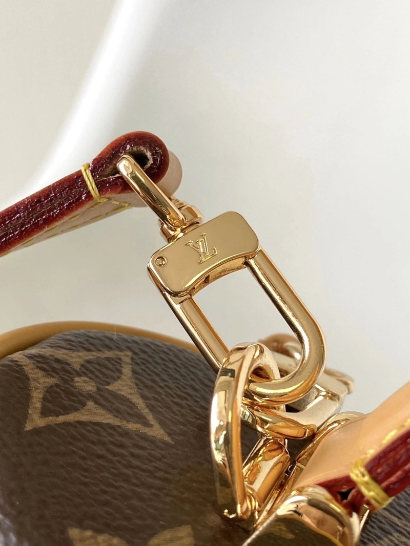 LV Cosmetic Bags 4056F-0165