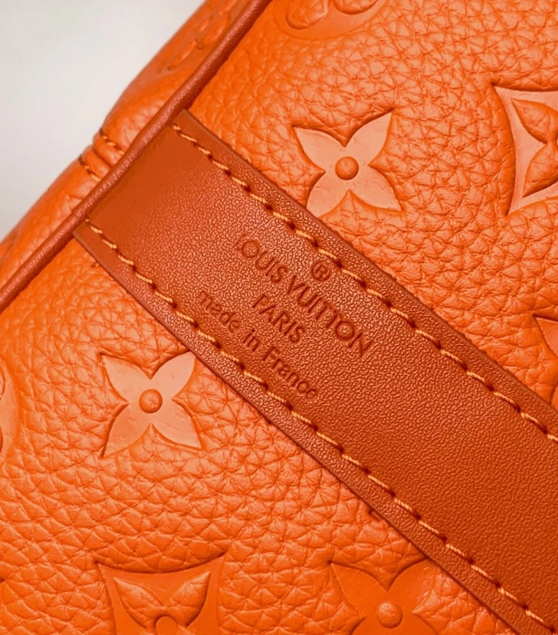 LV Travel Bags 4056F-0223