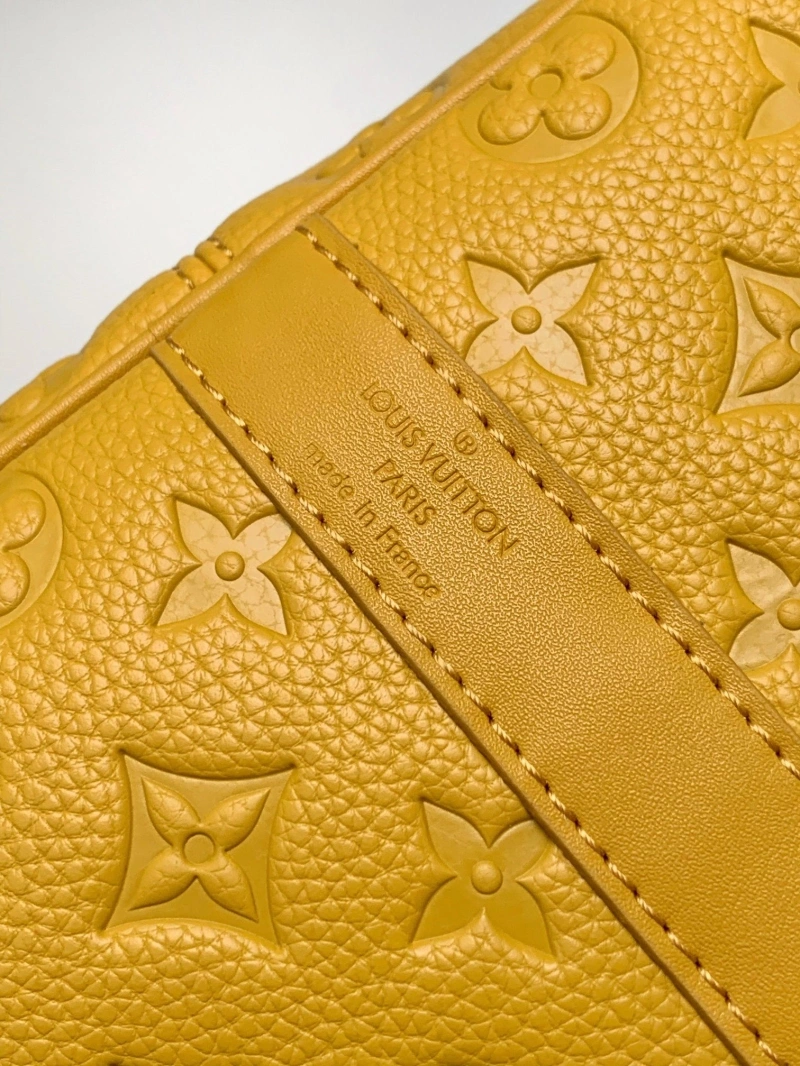 LV Travel Bags 4056F-0225