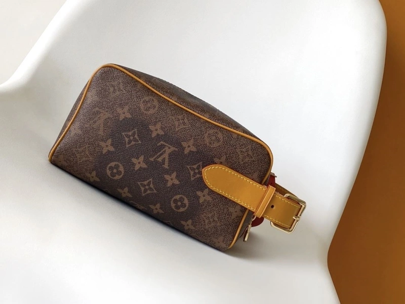 LV Cosmetic Bags 4056F-0349