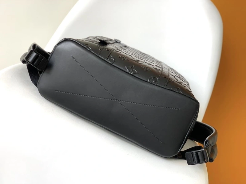 LV Backpacks 4056F-0369