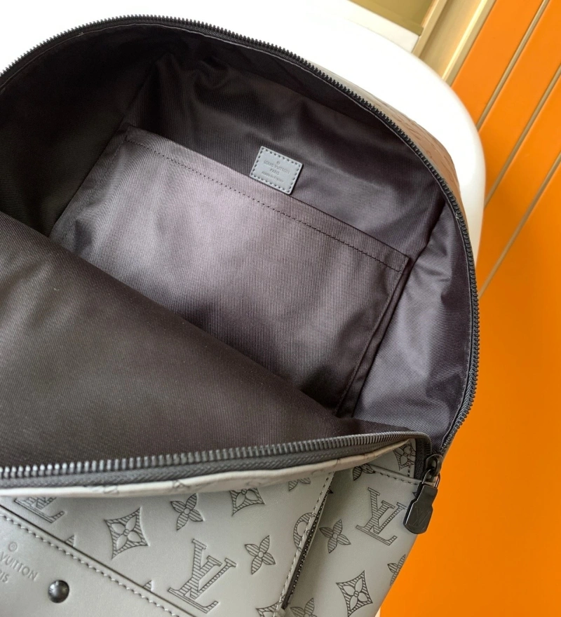 LV Backpacks 4056F-0386