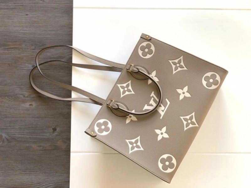 LV Shopping Bags 4056F-0399