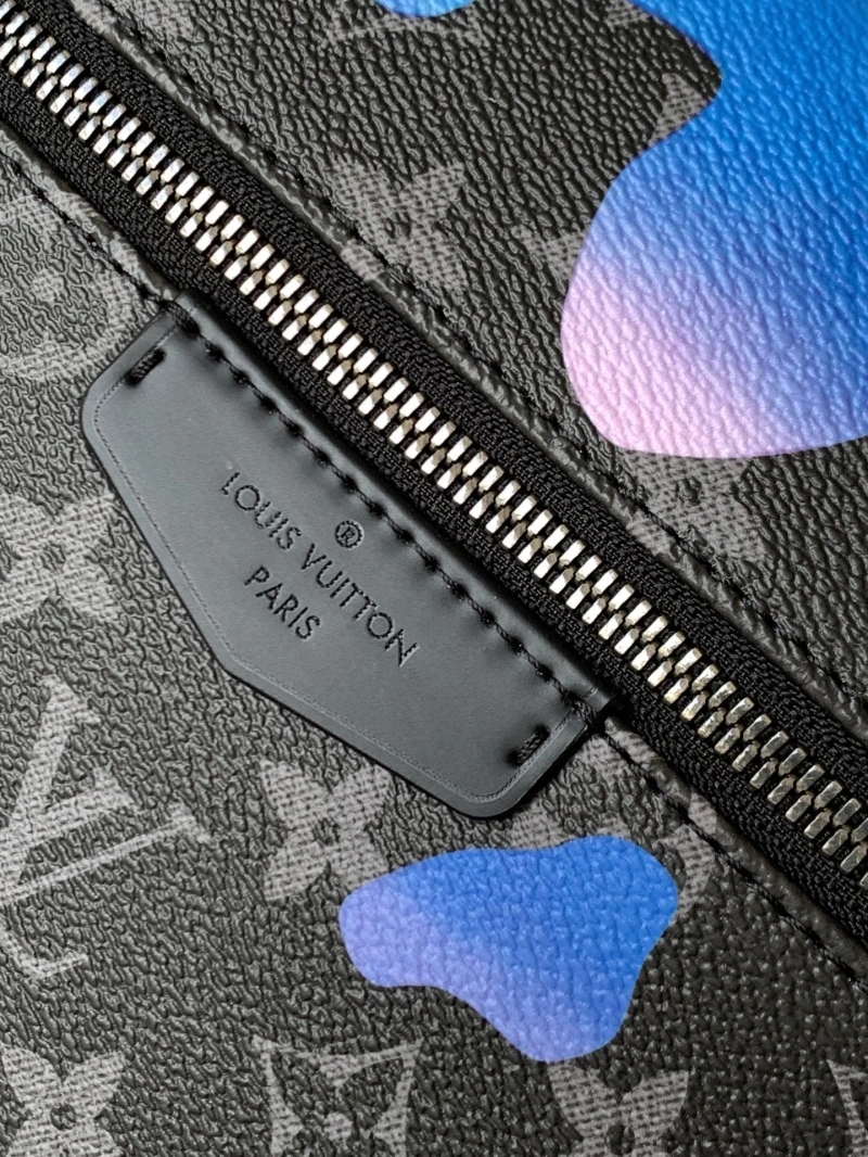 LV Backpacks 4056F-0439