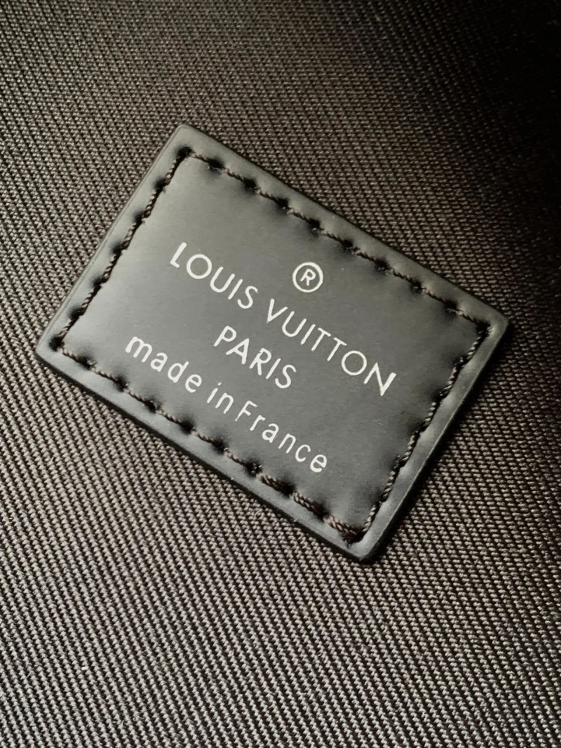 LV Backpacks 4056F-0439