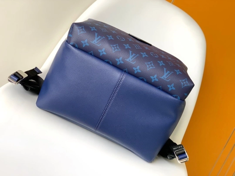 LV Backpacks 4056F-0501