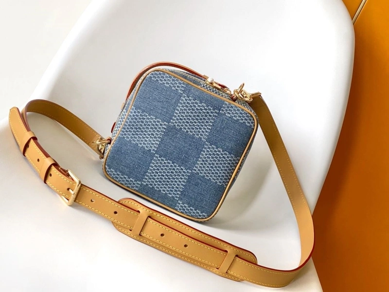 LV Box Bags 4056F-0520