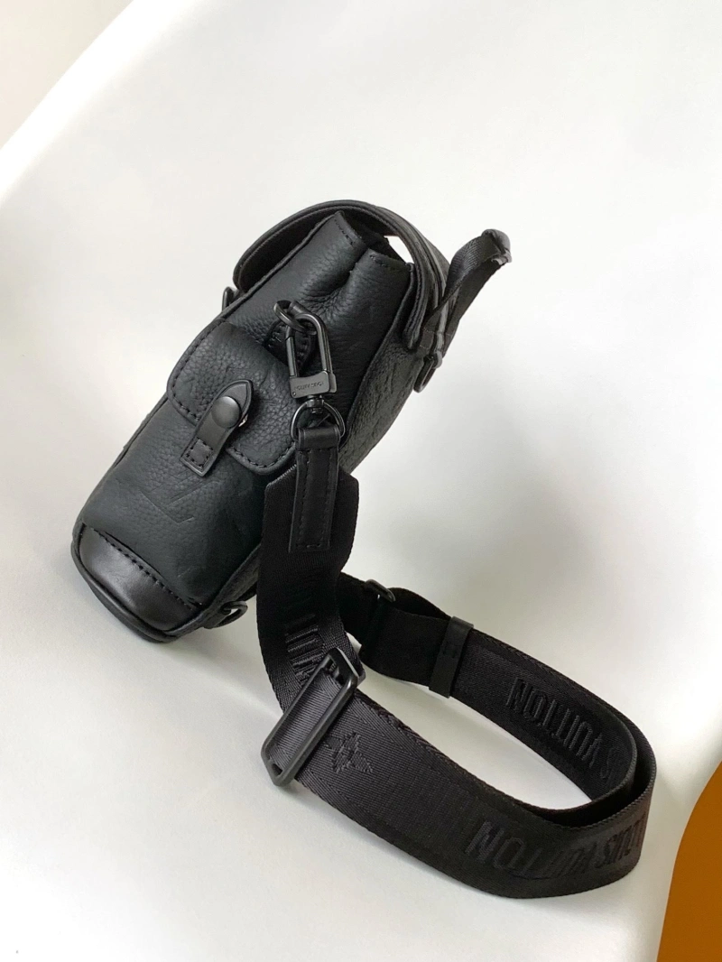 LV Backpacks 4056F-0523