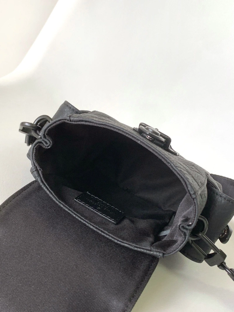 LV Backpacks 4056F-0523