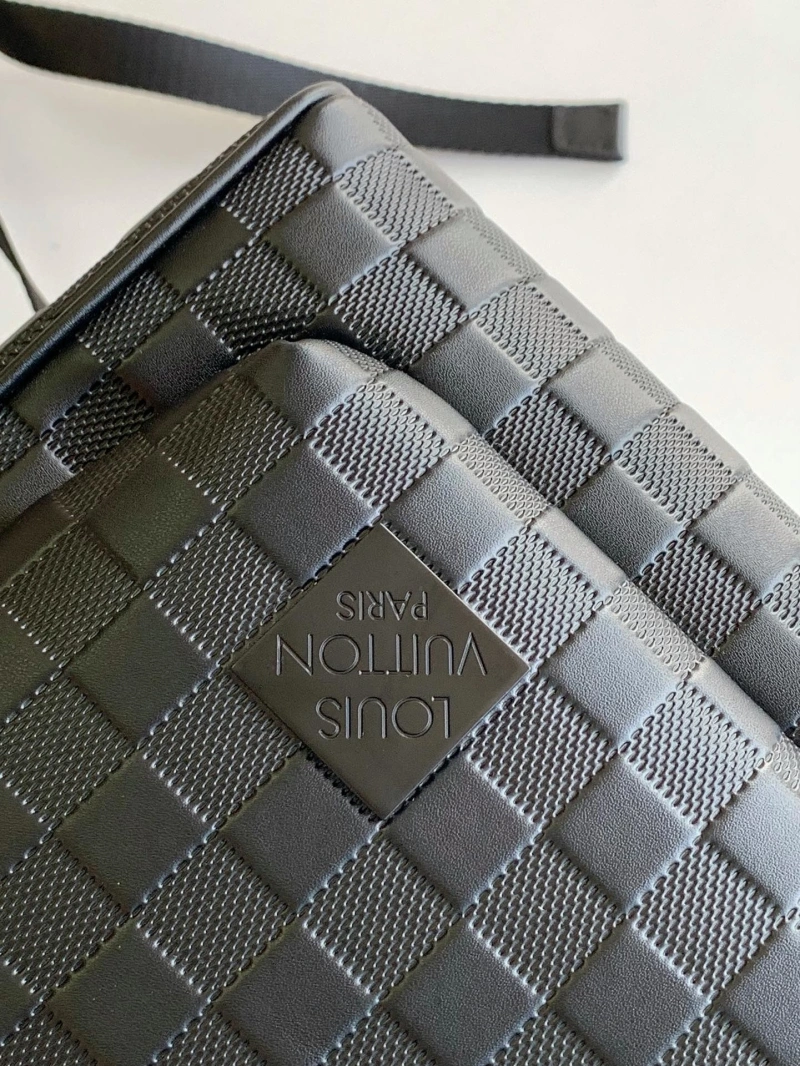 LV Backpacks 4056F-0530