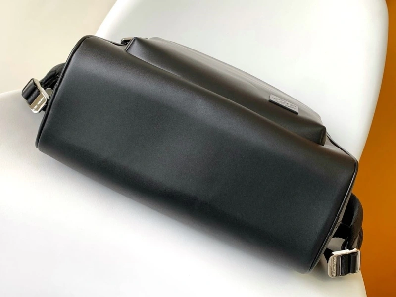 LV Backpacks 4056F-0532