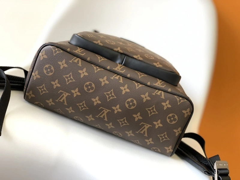 LV Backpacks 4056F-0534