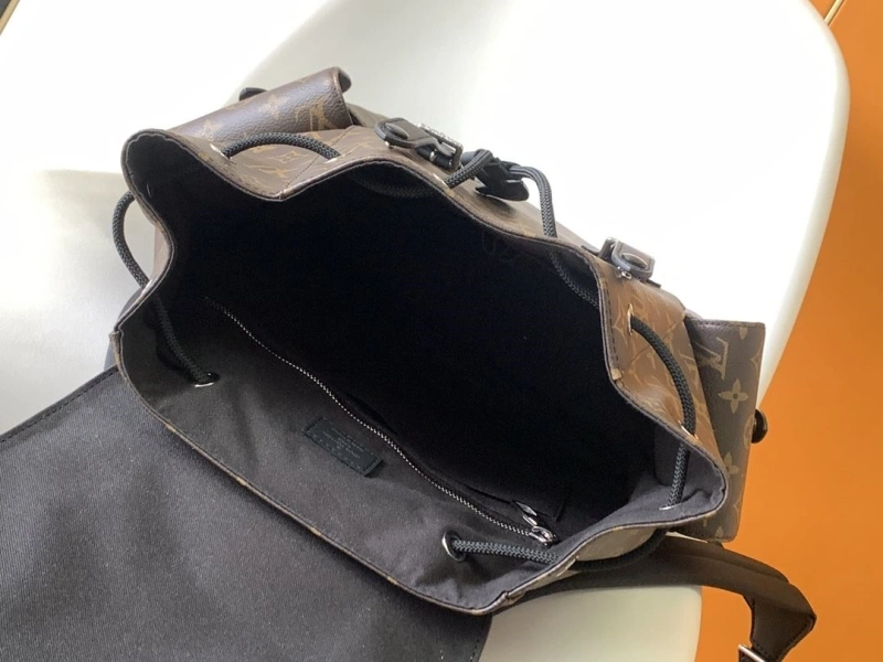 LV Backpacks 4056F-0539