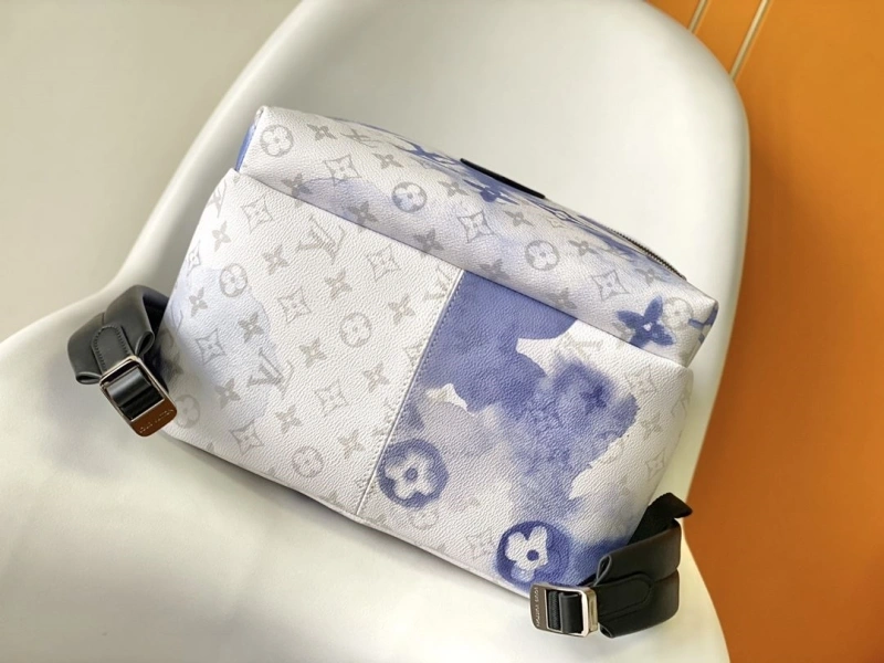 LV Backpacks 4056F-0599