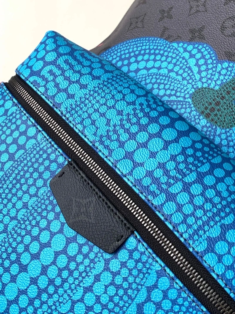 LV Backpacks 4056F-0601