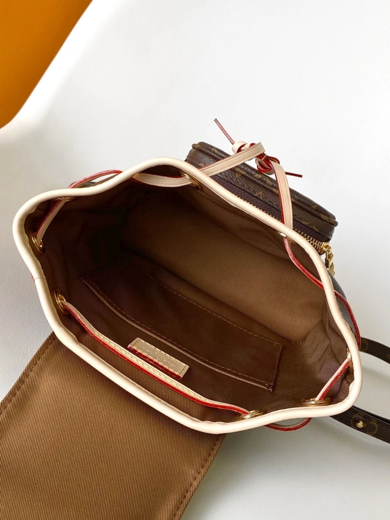 LV Backpacks 4056F-0610