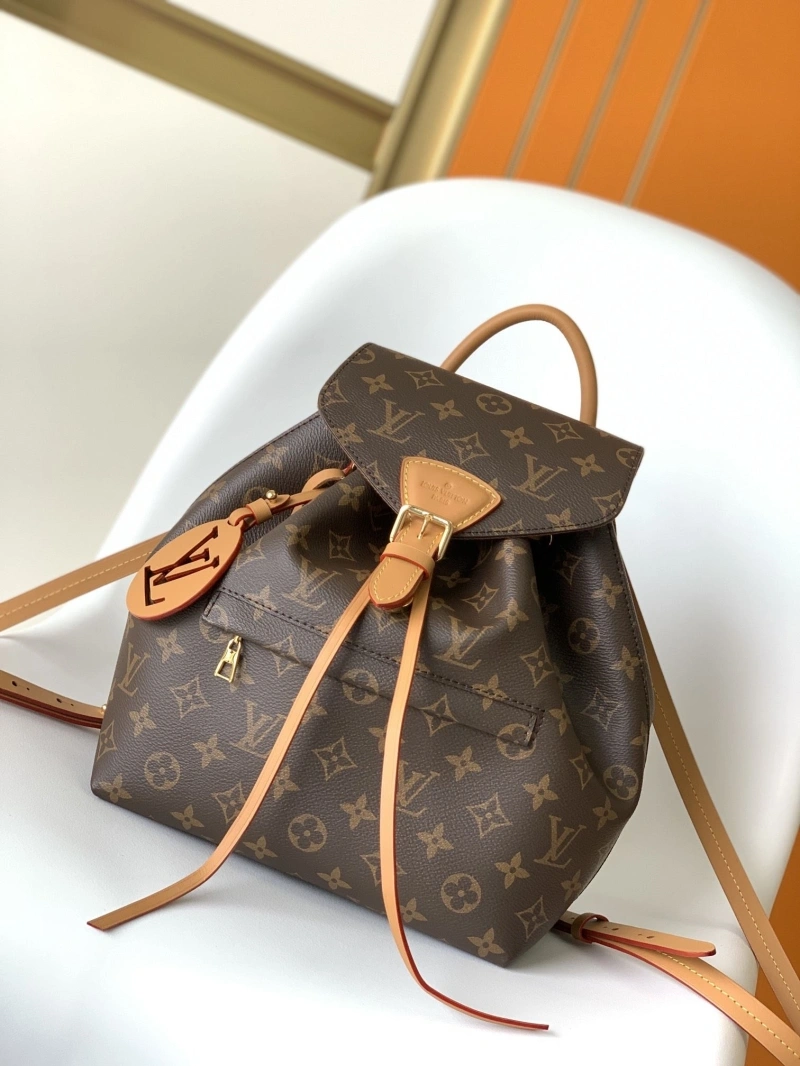 LV Backpacks 4056F-0657
