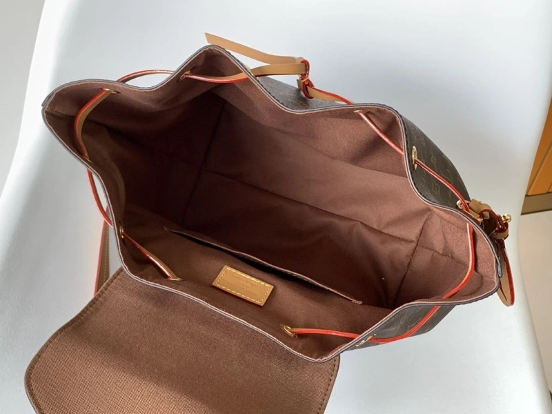 LV Backpacks 4056F-0657