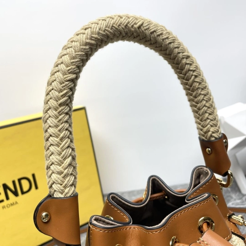 F**di bucket bags 4081-0034