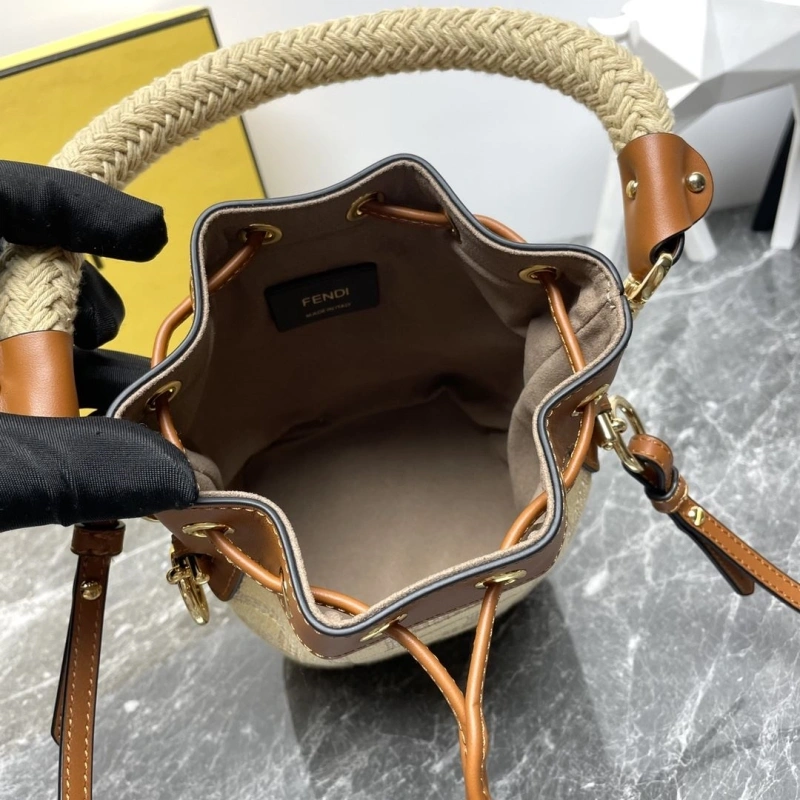 F**di bucket bags 4081-0034