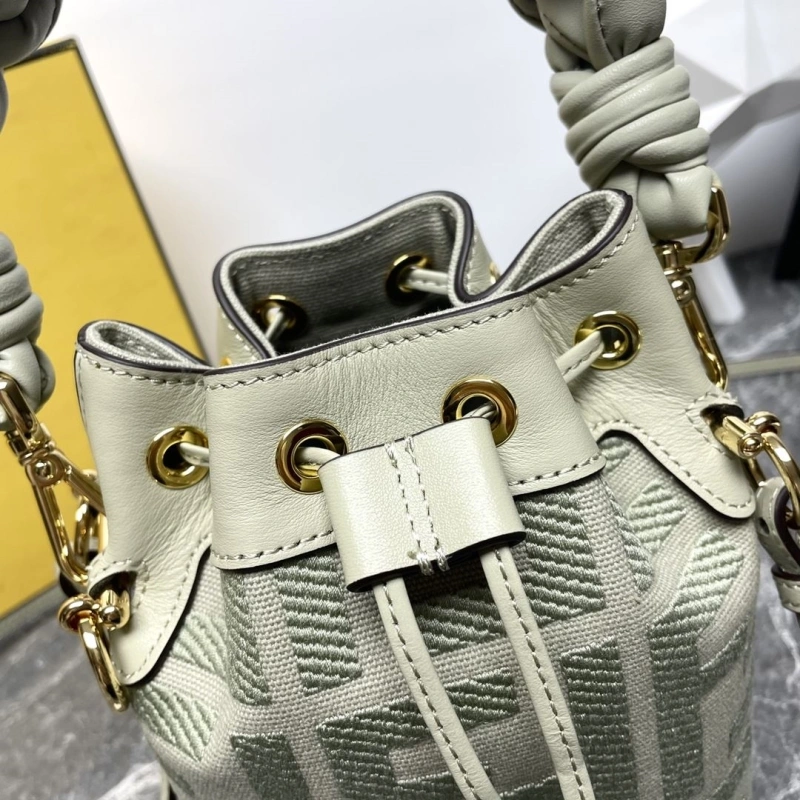 F**di bucket bags 4081-0037