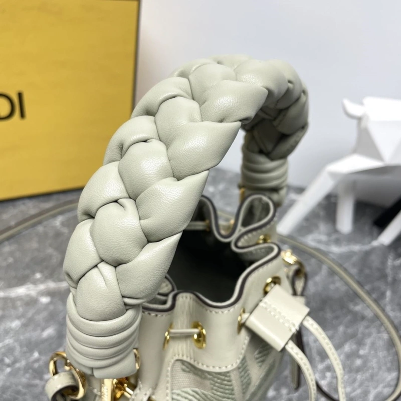 F**di bucket bags 4081-0037