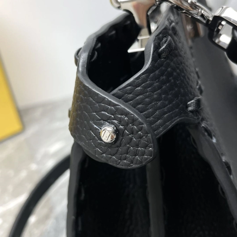 F**di top handle bags 4081-0051