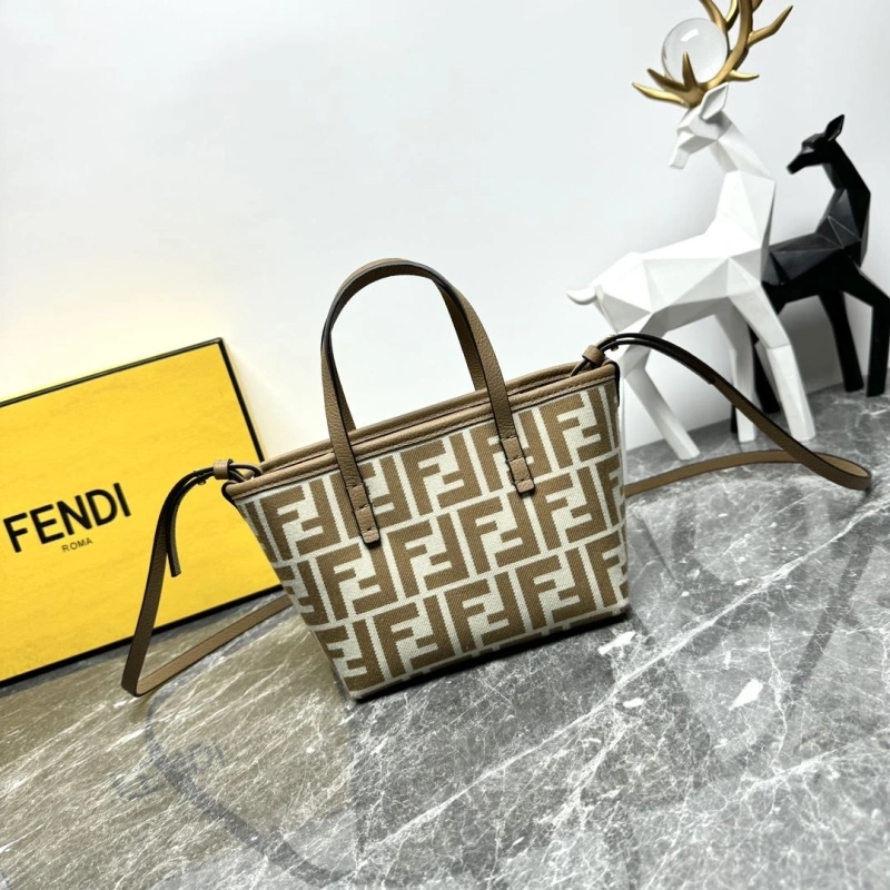 F**di shopping bags 4081-0066