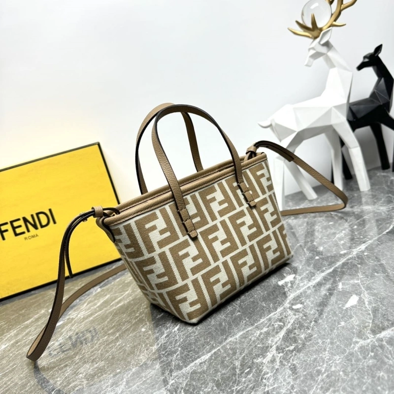F**di shopping bags 4081-0066