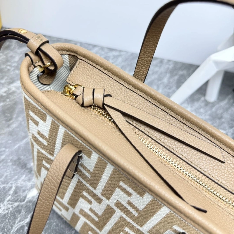 F**di shopping bags 4081-0066
