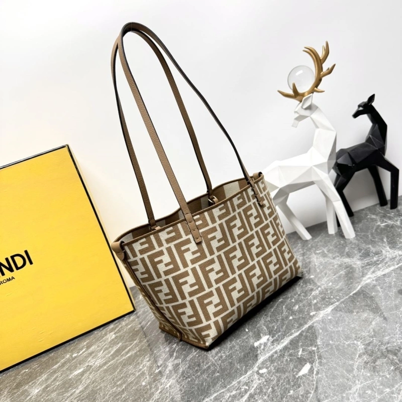 F**di shopping bags 4081-0067