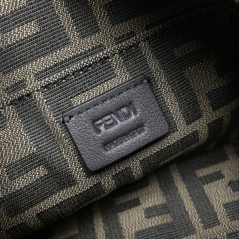 F**di cluth bags 4081-0076