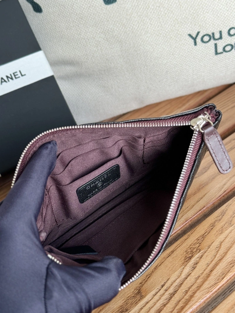 Ch**el wallets 4081-0084