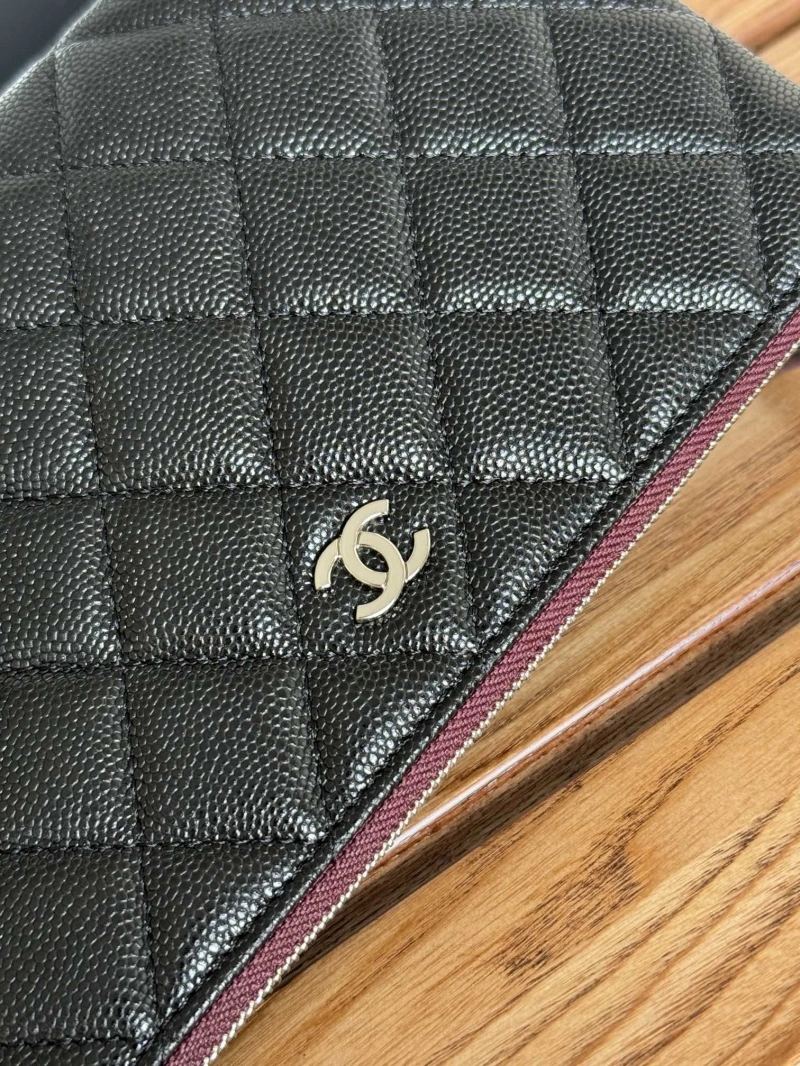 Ch**el wallets 4081-0084