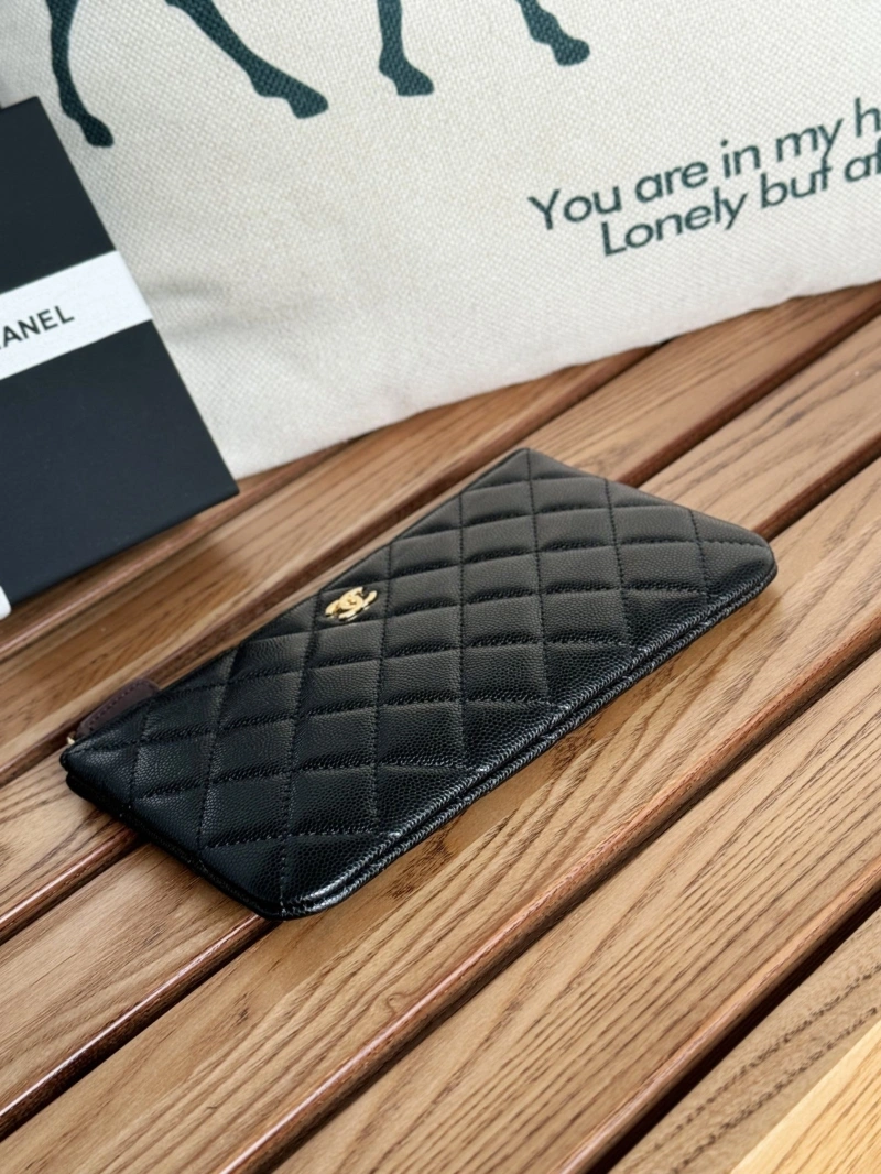 Ch**el wallets 4081-0085