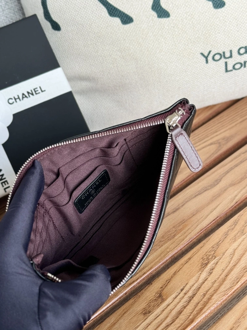 Ch**el wallets 4081-0086