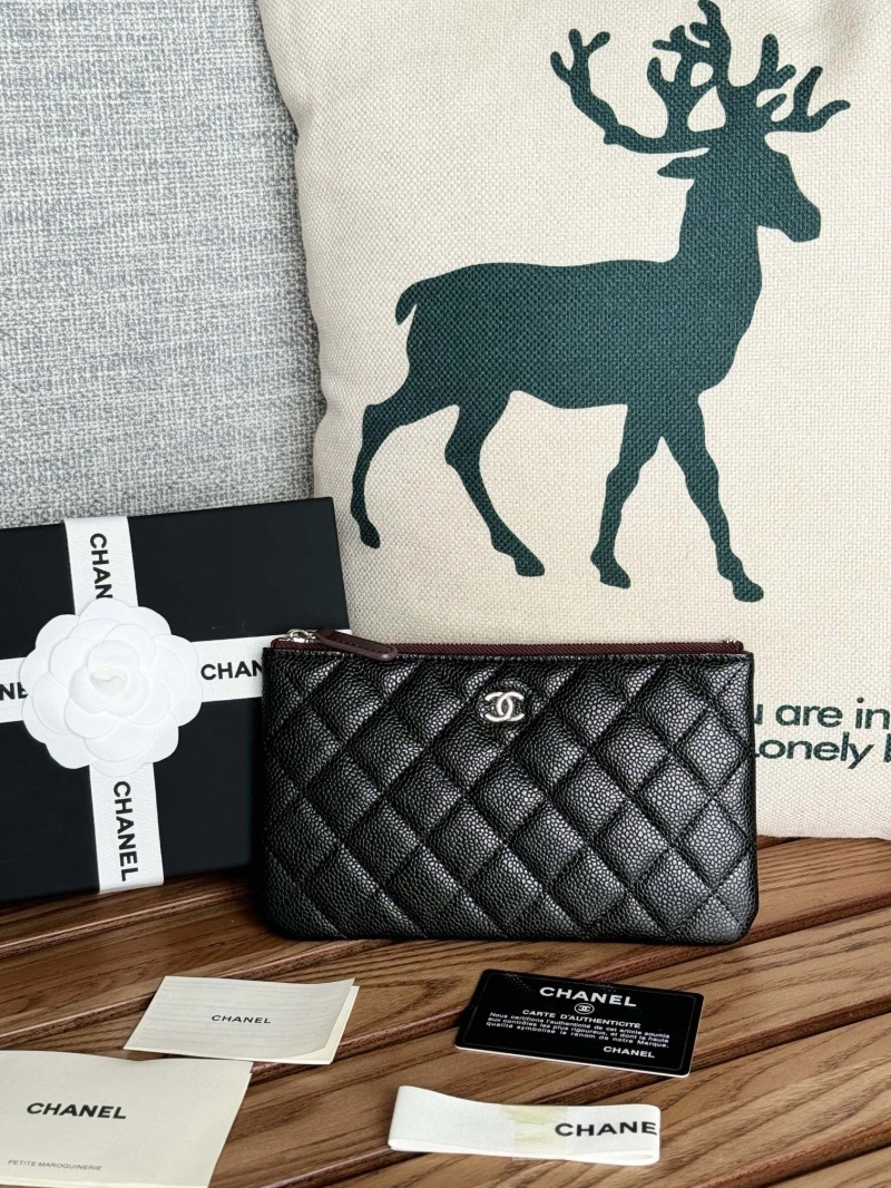 Ch**el wallets 4081-0088