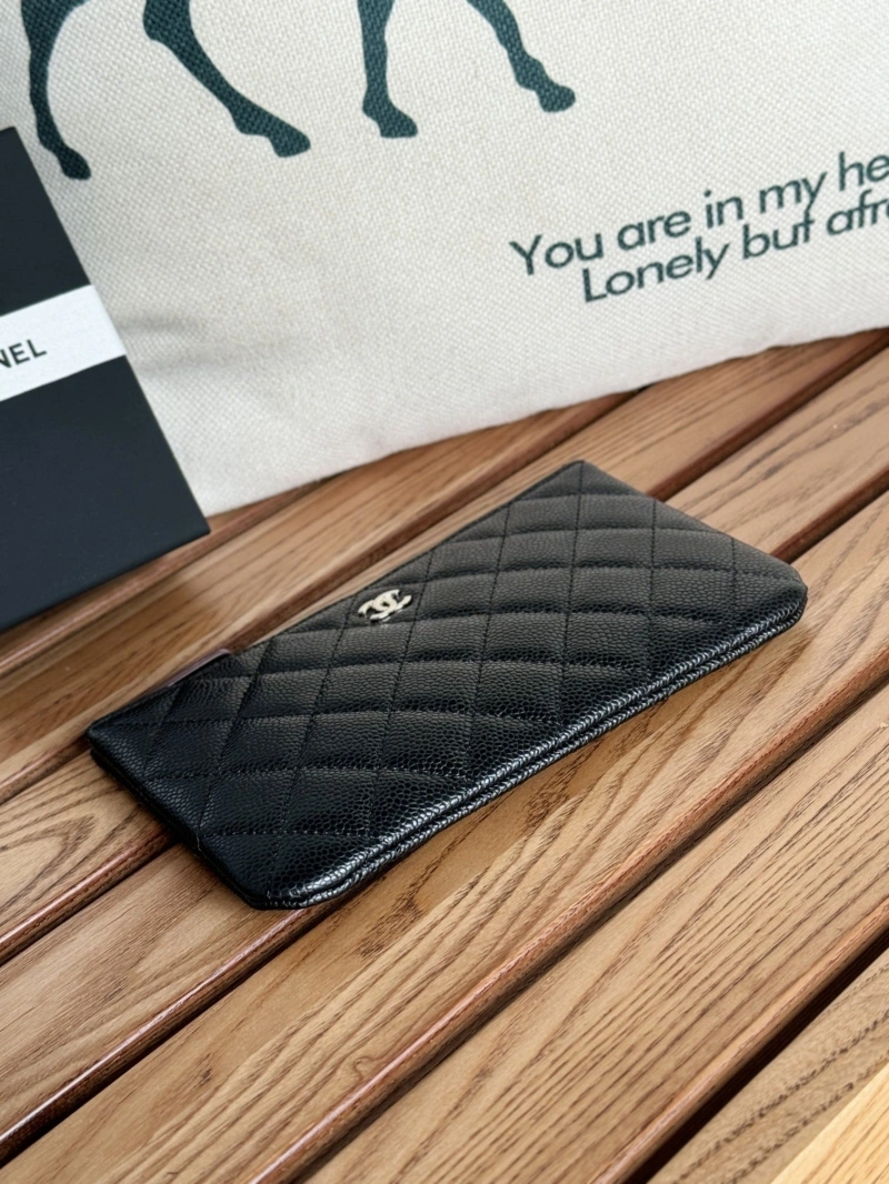 Ch**el wallets 4081-0088