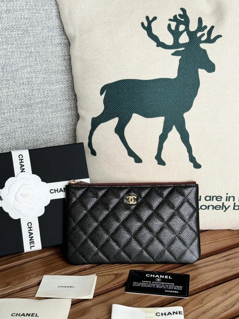 Ch**el wallets 4081-0089