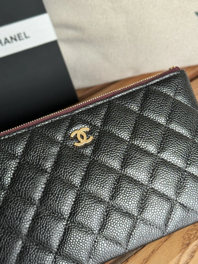 Ch**el wallets 4081-0089