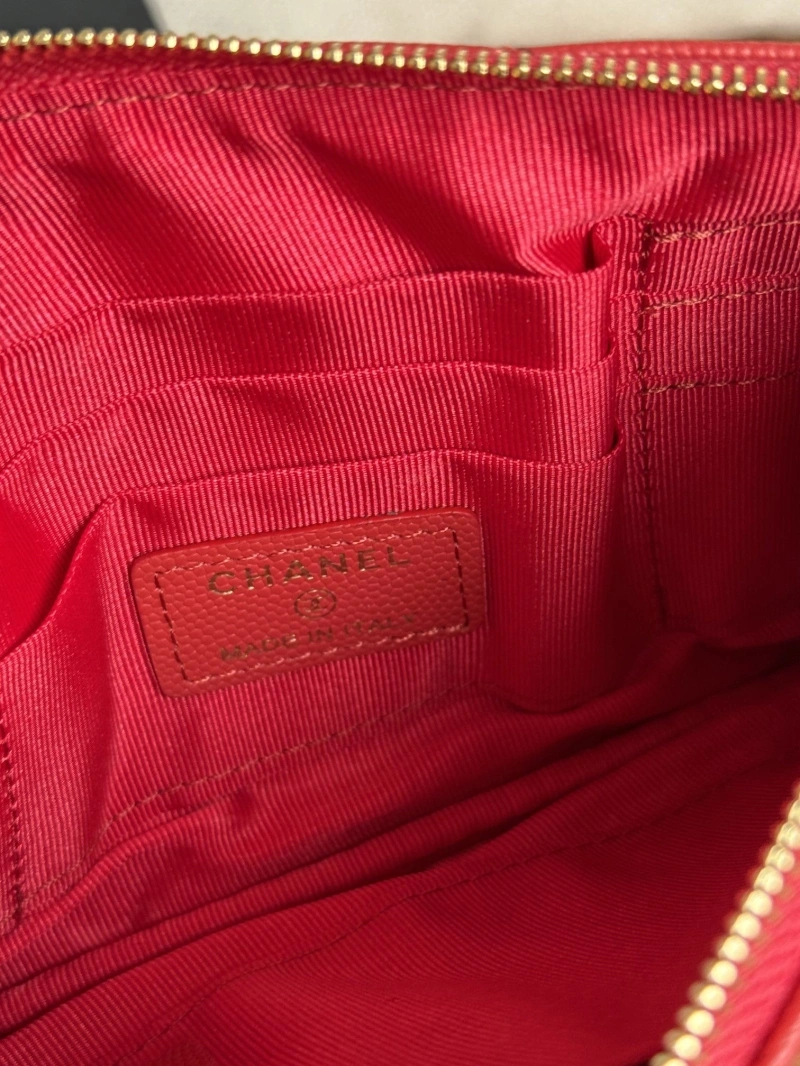 Ch**el wallets 4081-0092