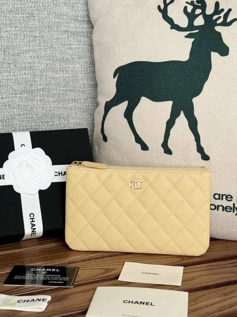 Ch**el wallets 4081-0093