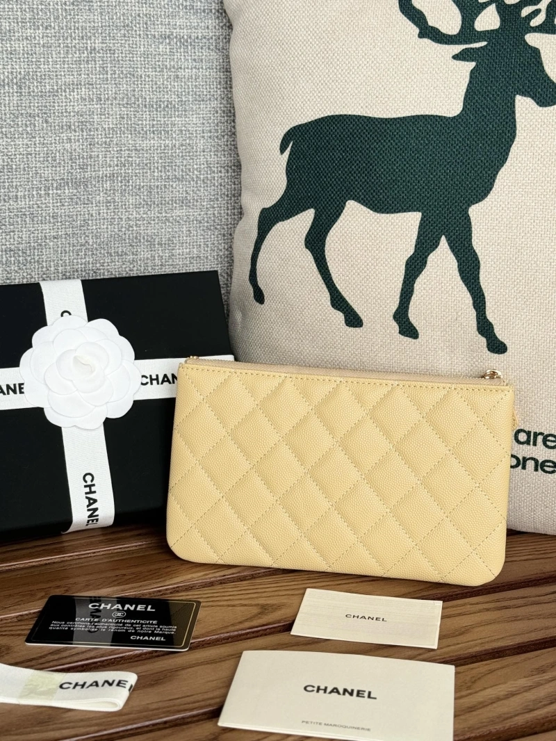 Ch**el wallets 4081-0093