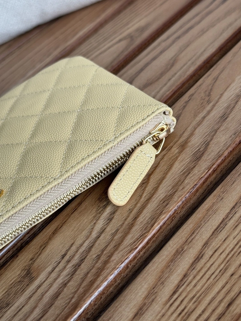 Ch**el wallets 4081-0093