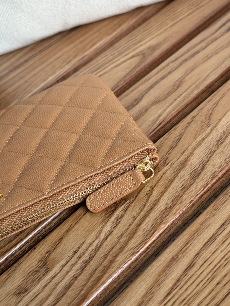 Ch**el wallets 4081-0097