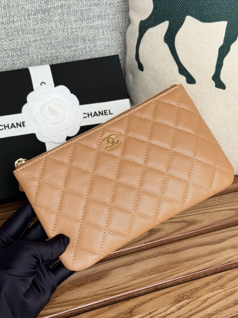 Ch**el wallets 4081-0097