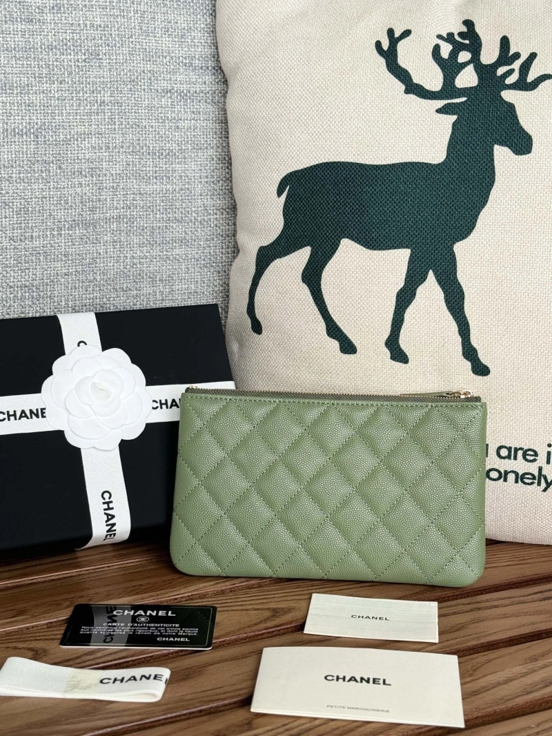 Ch**el wallets 4081-0098