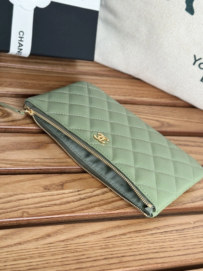 Ch**el wallets 4081-0098