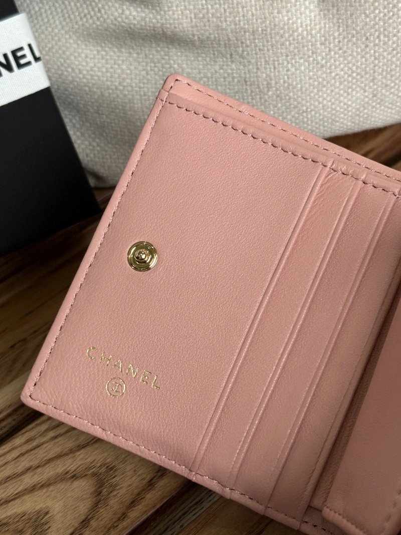 Ch**el wallets 4081-0100