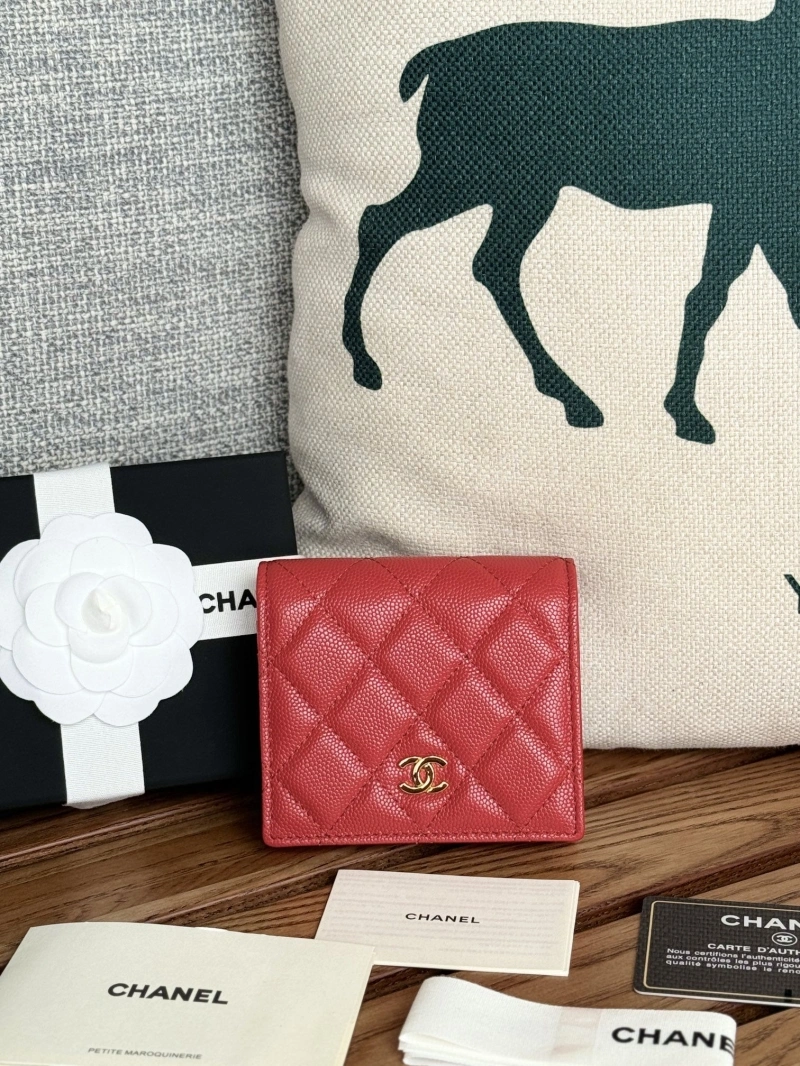 Ch**el wallets 4081-0101